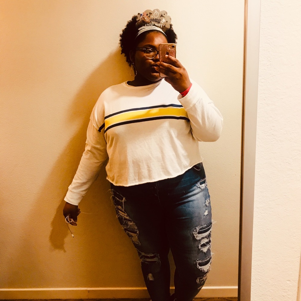 Meet your Posher, Alexia